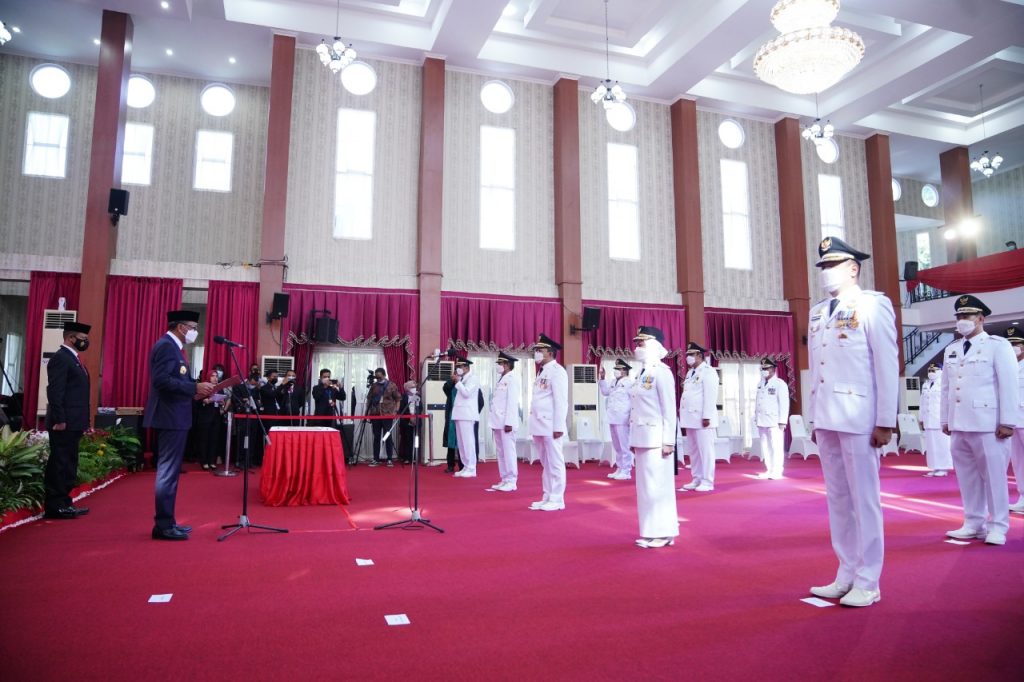 NA LAntik 11 Kepala Daerah